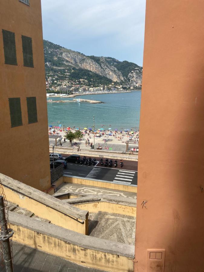 Joli Appart 29m2 en Vieille Ville Menton 2 mins de la mer Extérieur photo